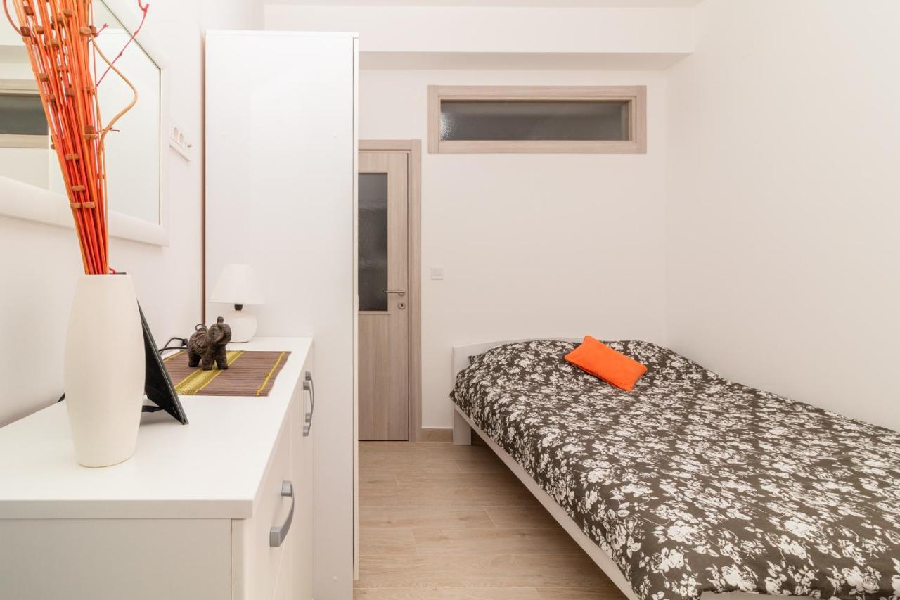 Apartment Mini Condo Meljine Херцег-Нови Экстерьер фото